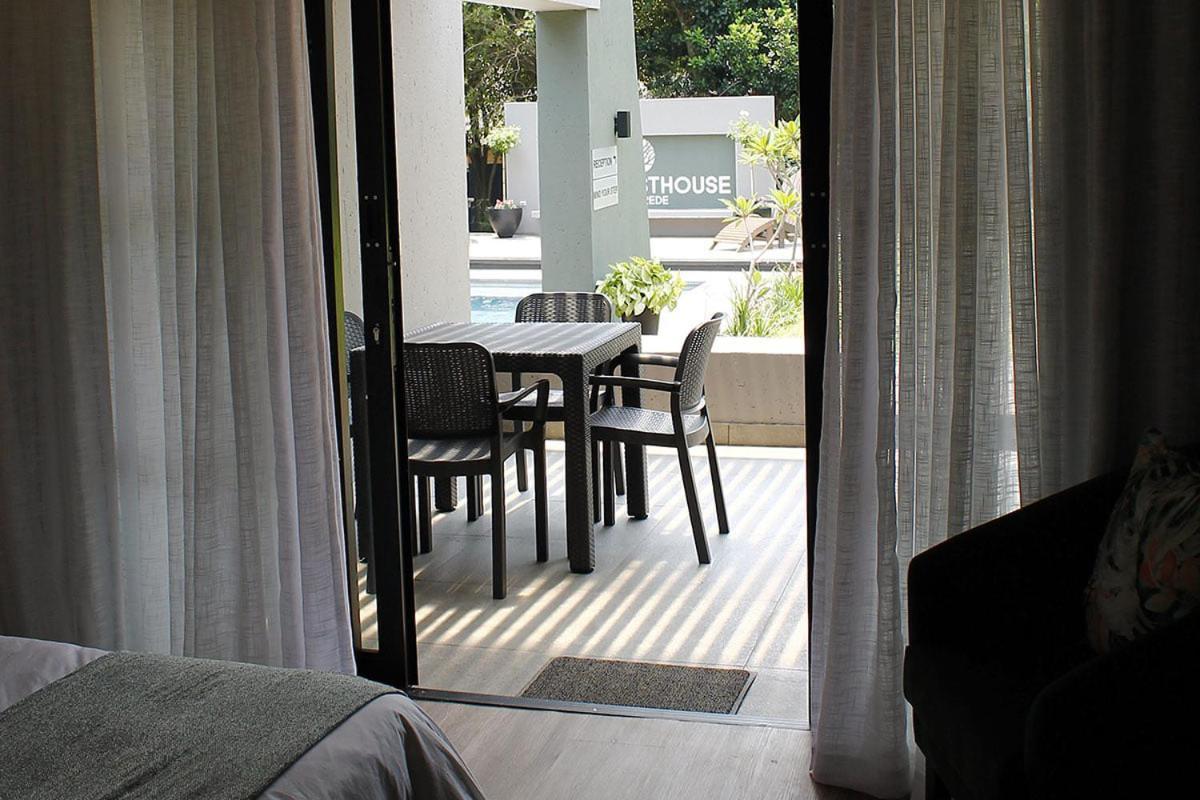 The Guesthouse 6 On Vrede Johannesburg Exteriör bild