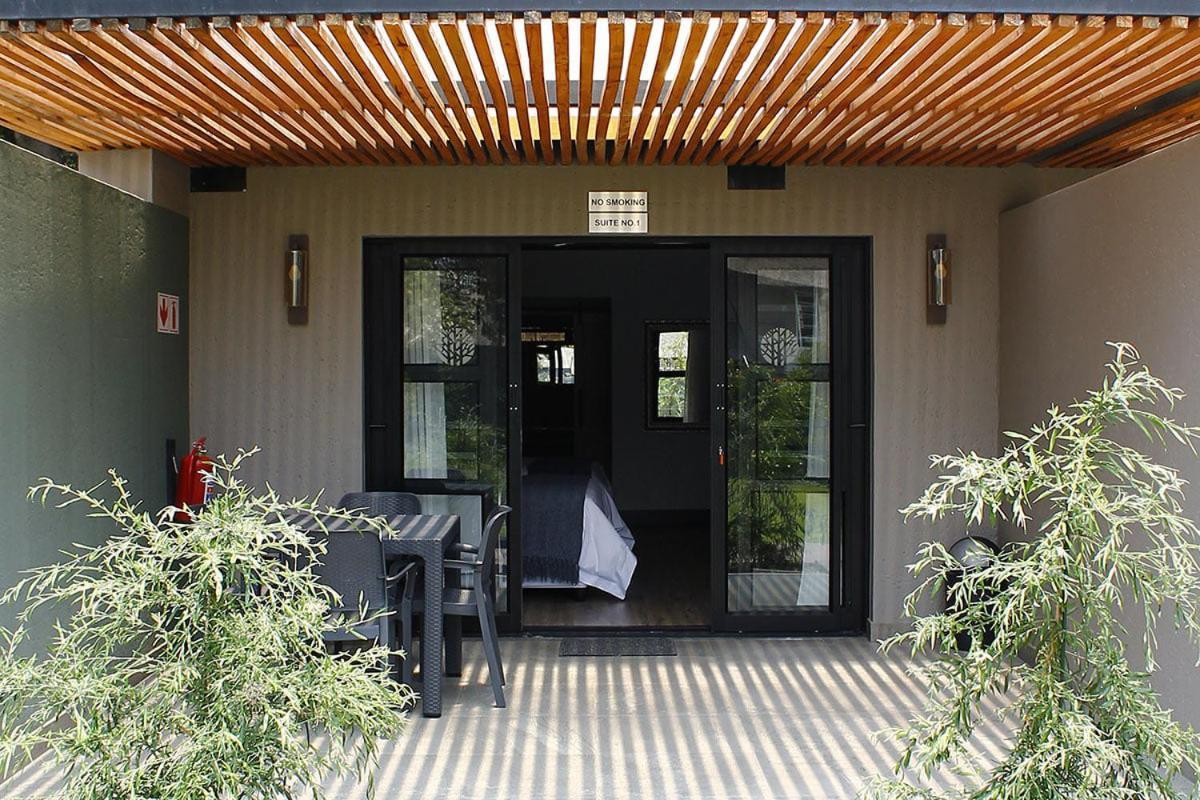 The Guesthouse 6 On Vrede Johannesburg Exteriör bild