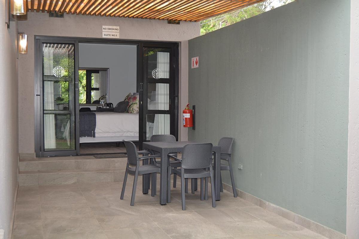 The Guesthouse 6 On Vrede Johannesburg Exteriör bild